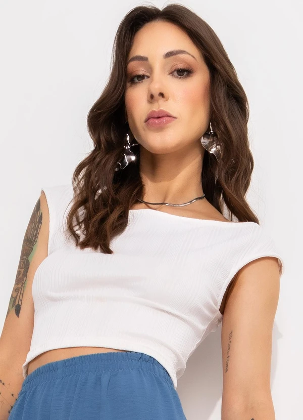 Bimini - Blusa Off White em Malha Canelada Texturizada