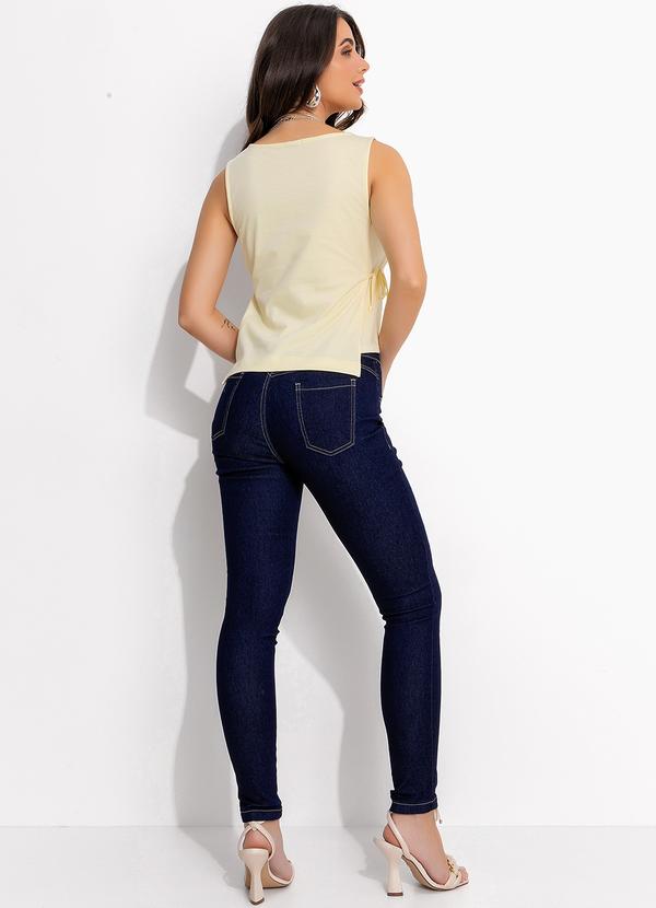 Quintess - Blusa Amarelo Claro em Malha de Algodão Penteado 4