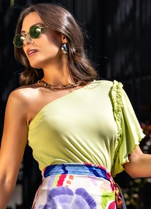 Quintess - Blusa Amarelo em Canelado de Viscose - QUINTESS