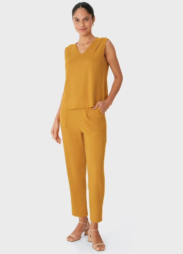 Malwee - Blusa Ampla em Moletinho Amarelo Mostarda 2