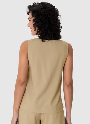 Malwee - Blusa Ampla Sarjada Decote "V" Cáqui - MALWEE