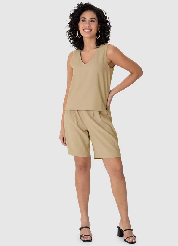 Malwee - Blusa Ampla Sarjada Decote "V" Cáqui 3