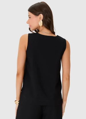 Malwee - Blusa Ampla Sarjada Decote "V" Preto - MALWEE