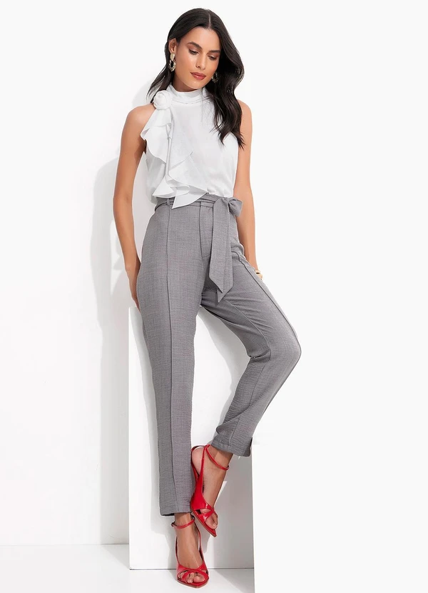 Quintess - Blusa Branca em Crepe Plano 3