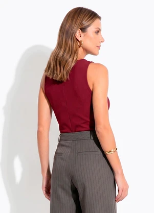 Quintess - Blusa Burgundy em Malha Crepe - QUINTESS
