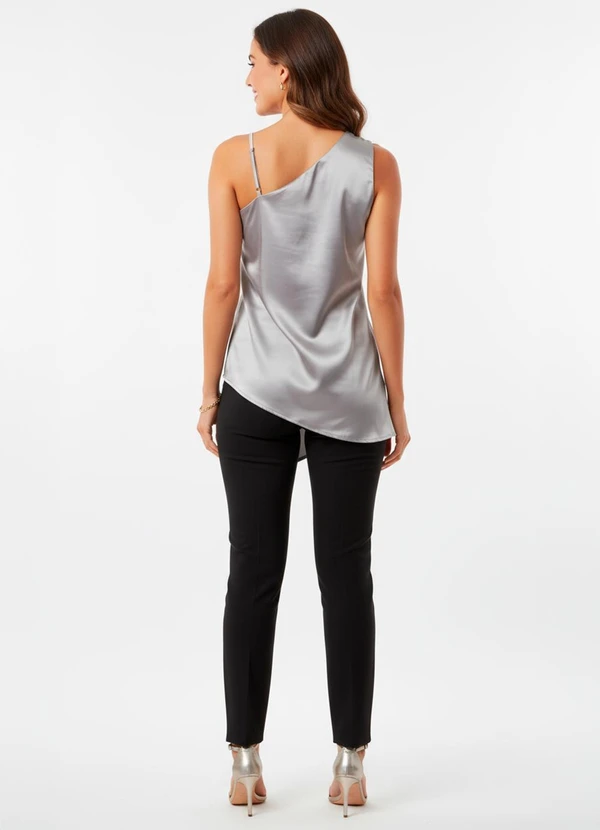 Quintess - Blusa Cinza Claro em Cetim 3