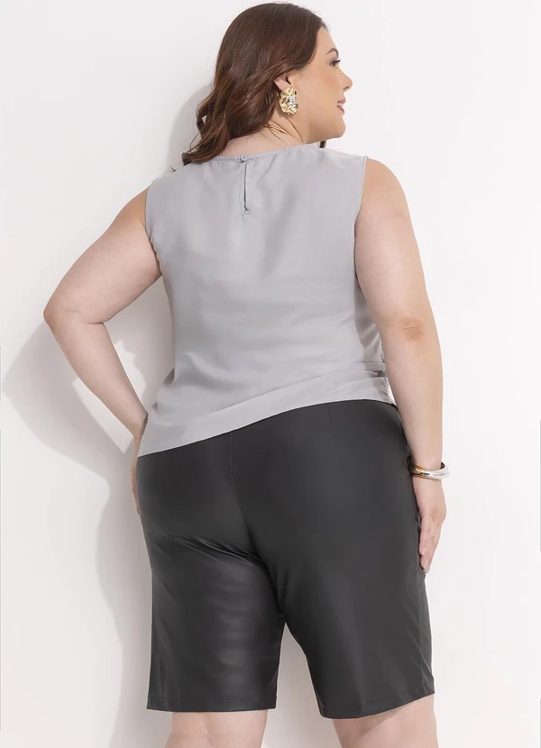 Quintess - Blusa Cinza Claro em Viscose Slub