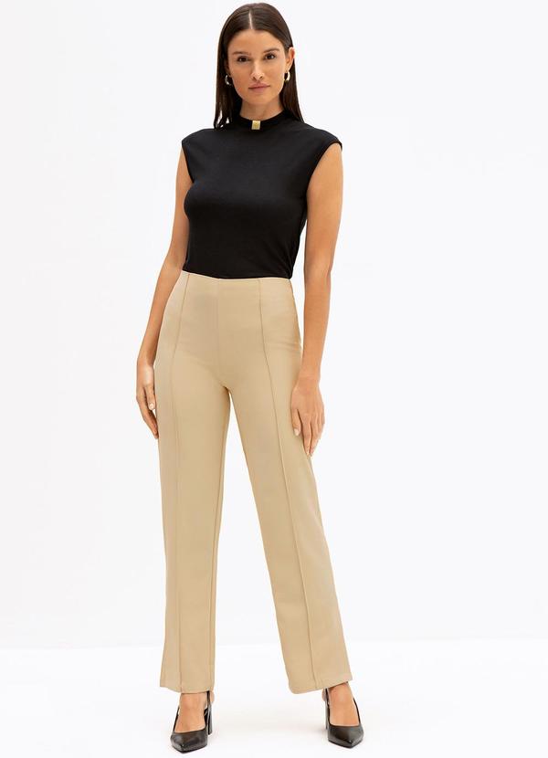 Principessa - Blusa com Aviamento Dourado Celina Preto 3