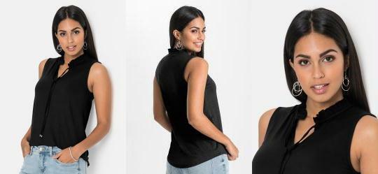 Blusa com Babadinhos no Decote Preta