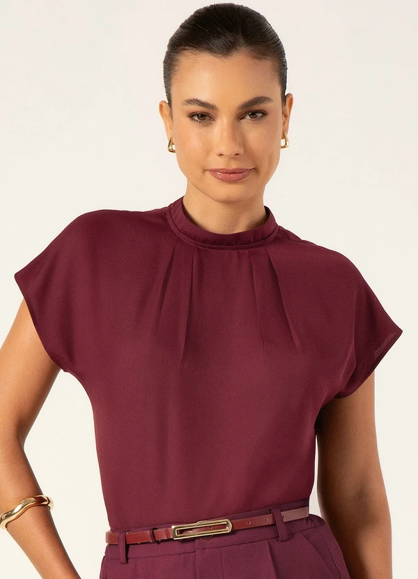 Principessa - Blusa com Ombros Deslocados de Crepe Vinho Analu