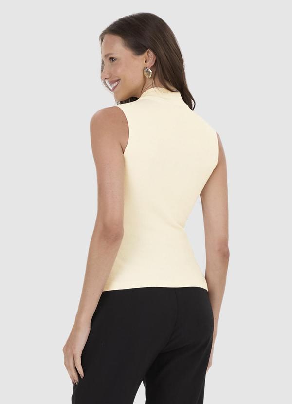 Malwee - Blusa Feminina Justa em Ribana Bege 3