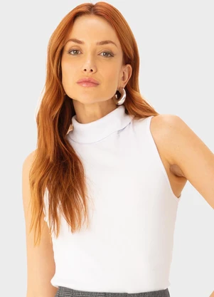 Enfim - Blusa Gola Alta em Ribana Branco - ENFIM