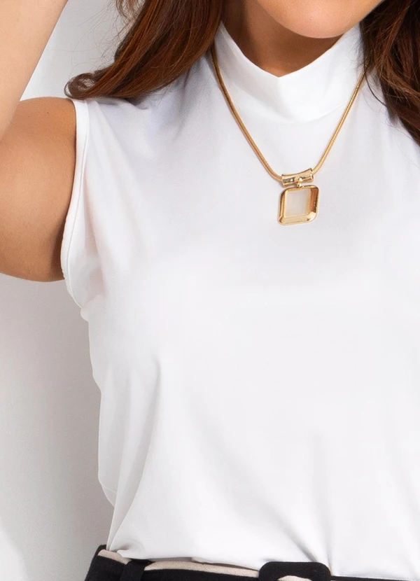 Quintess - Blusa Gola Alta sem Mangas Branca Quintess 13