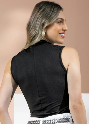 Blusa Gola Alta sem Mangas (Preta) Quintess - QUINTESS