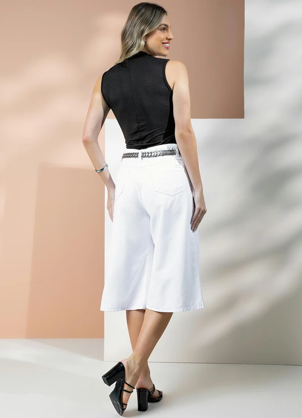 Quintess - Blusa Gola Alta sem Mangas Preta Quintess 5