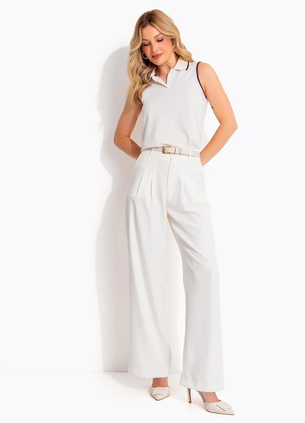 Quintess - Regata Polo Feminina em Malha Piquet Off White com Detalhe Vinho 3
