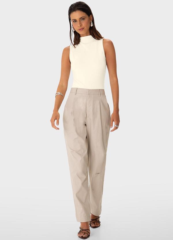 Enfim - Blusa Justa em Viscose Off White 2