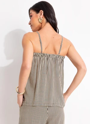 Quintess - Blusa Listrado Preto em Viscose Plana - QUINTESS