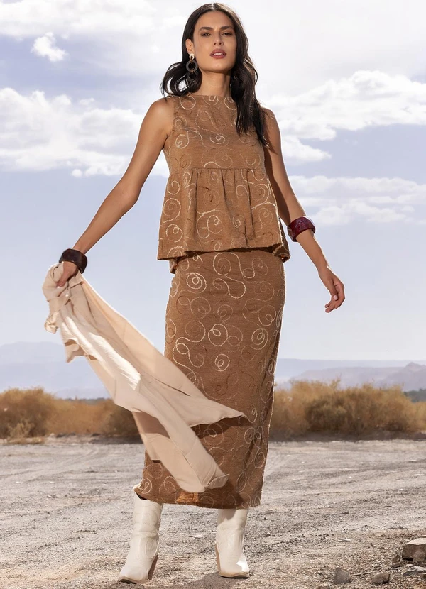 Quintess - Blusa Marrom em Malha Bordada 7