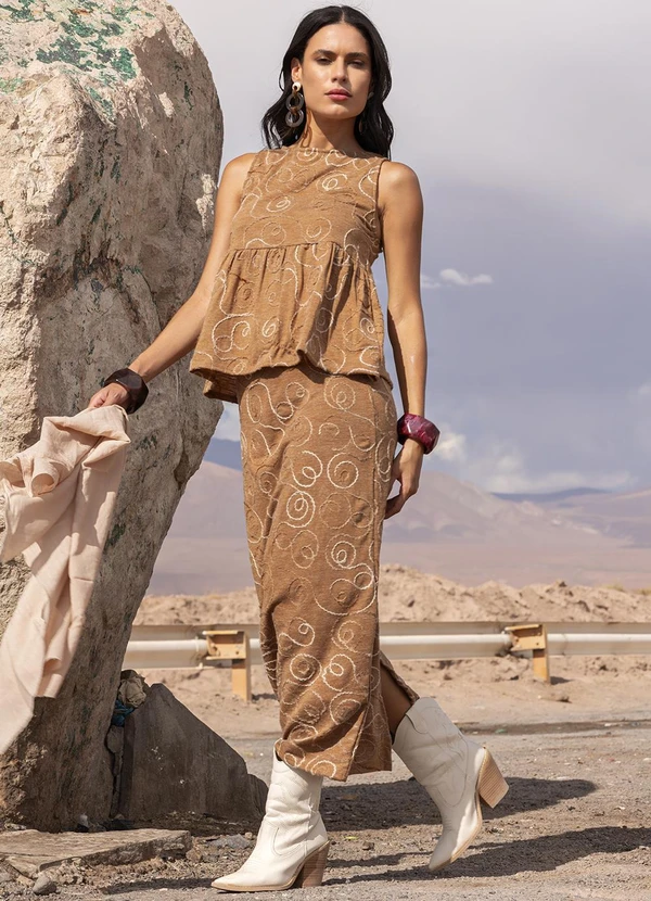 Quintess - Blusa Marrom em Malha Bordada 9