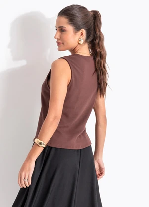 Quintess - Blusa Marrom em Malha de Algodão - QUINTESS