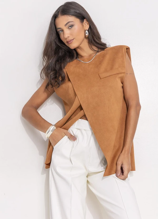 Quintess - Blusa Longa em Malha Suede Marrom com Design Assimétrico