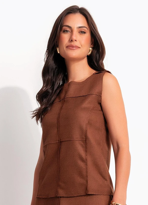 Quintess - Blusa Marrom em Malha Suede 6