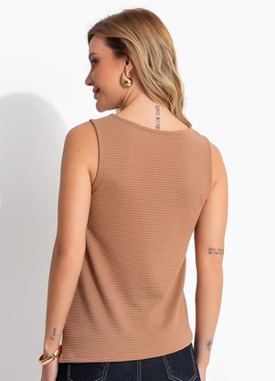 Quintess - Blusa Marrom em Malha Texturizada - QUINTESS