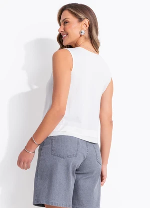 Quintess - Blusa Off White em Malha de Viscose - QUINTESS