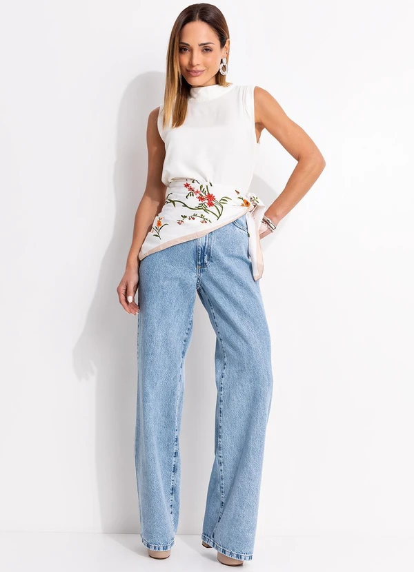 Quintess - Blusa Off White em Viscose Plana 6