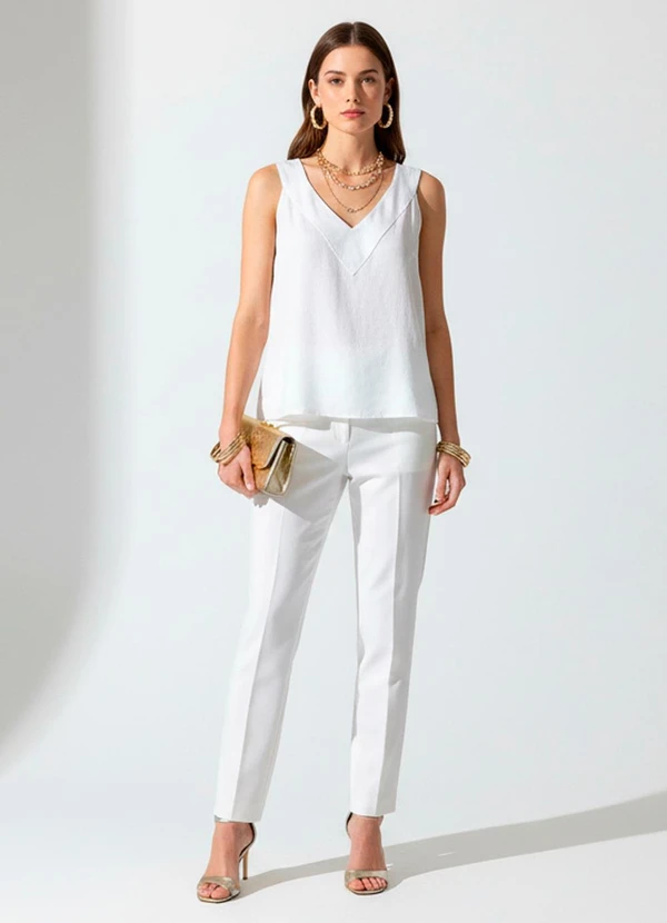 Quintess - Blusa Off White em Viscose Plana