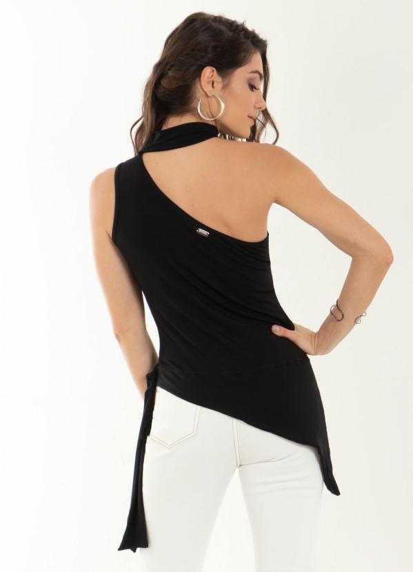 Quintess - Blusa Preta com Barra Assimétrica e Gola Choker 2