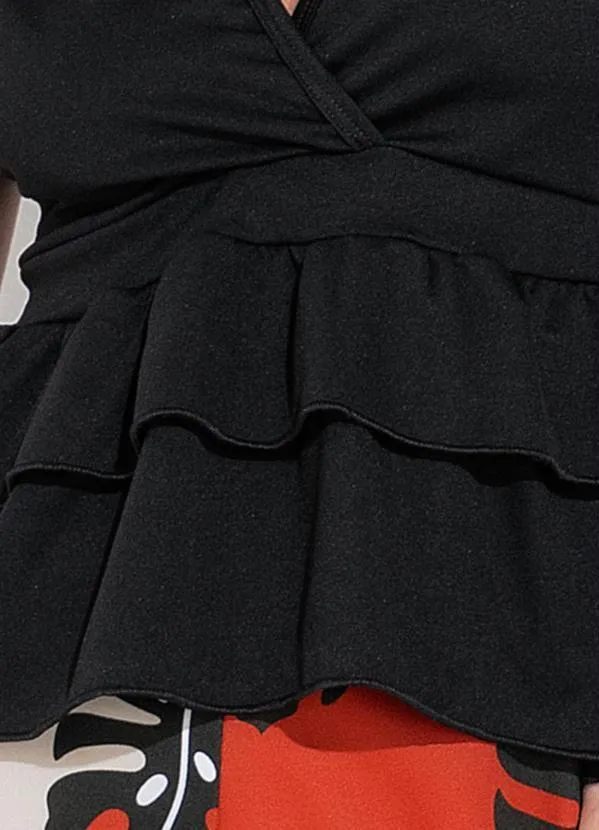 Moda Pop - Blusa Preta com Decote V e Babados 3