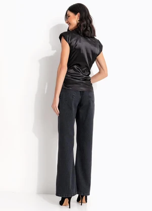 Quintess - Blusa Preta em Cetim com Elastano - QUINTESS