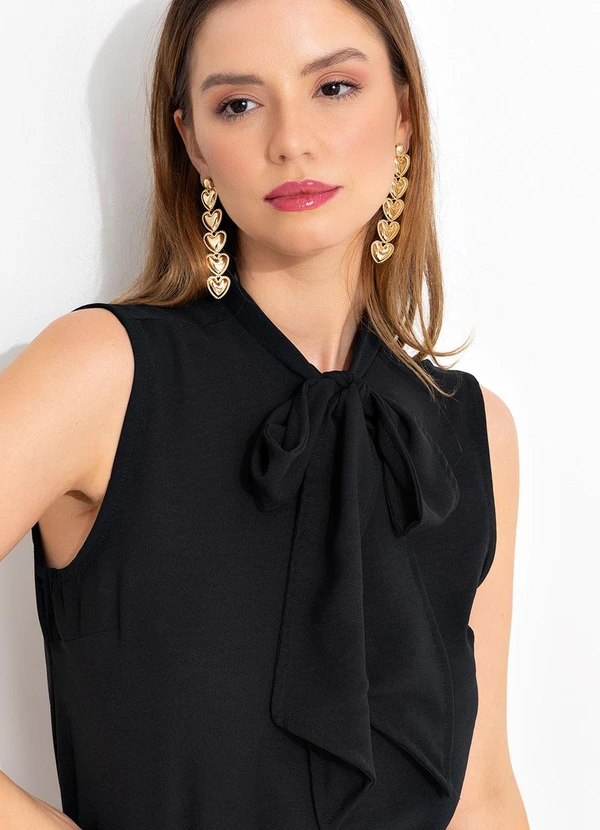 Quintess - Blusa Preta em Crepe Plano