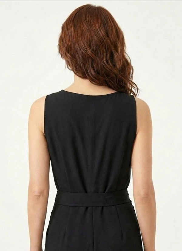 Quintess - Blusa Preta em Crepe Plano 2