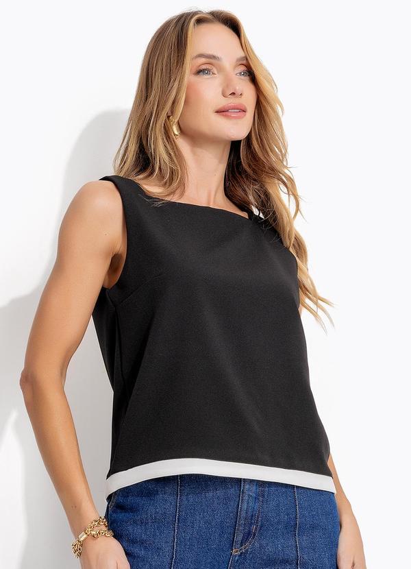 Blusa (Preta) em Crepe Plano