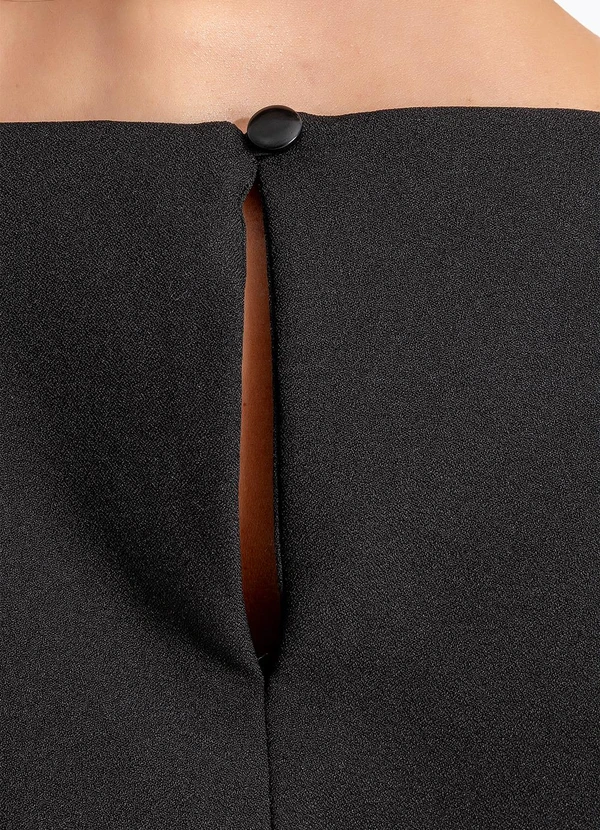 Quintess - Blusa Preta em Crepe Plano