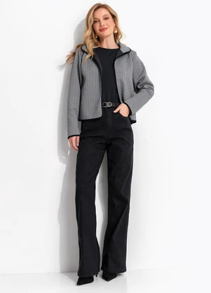 Quintess - Blusa Preta em Malha Crepe - QUINTESS