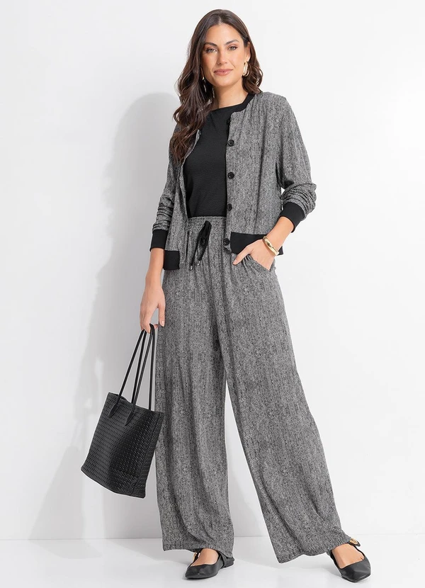 Quintess - Blusa Preta em Malha Crepe