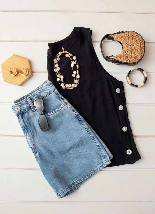 Quintess - Blusa Preta em Viscose Plana 6