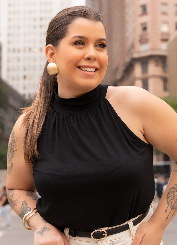 Quintess - Blusa Preto em Malha de Viscose 5