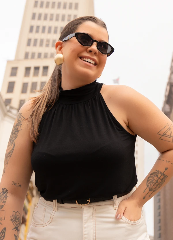 Quintess - Blusa Preto em Malha de Viscose 13