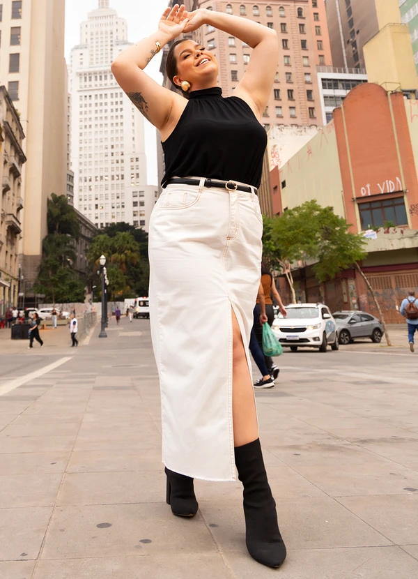 Quintess - Blusa Preto em Malha de Viscose 7