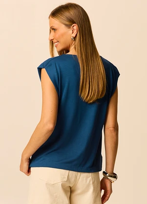 Malwee - Blusa Regular Degagê em Viscose Azul Escuro - MALWEE