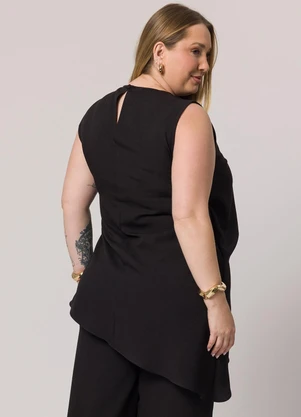 Doce Trama - Blusa sem Manga em Plano Creponado Preto - DOCE TRAMA