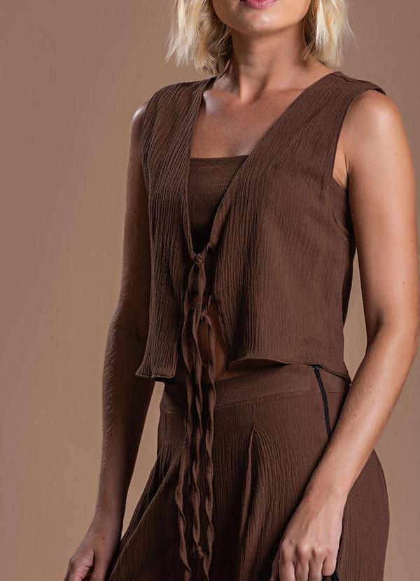 Choyee - Blusa sem Mangas com Amarração Marrom 3