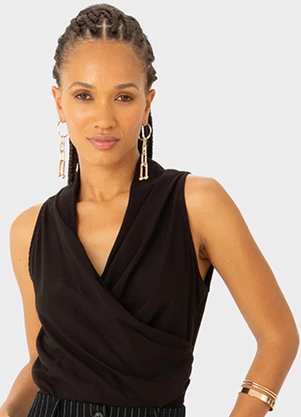 Enfim - Blusa Transpassada em Viscose Preto - ENFIM