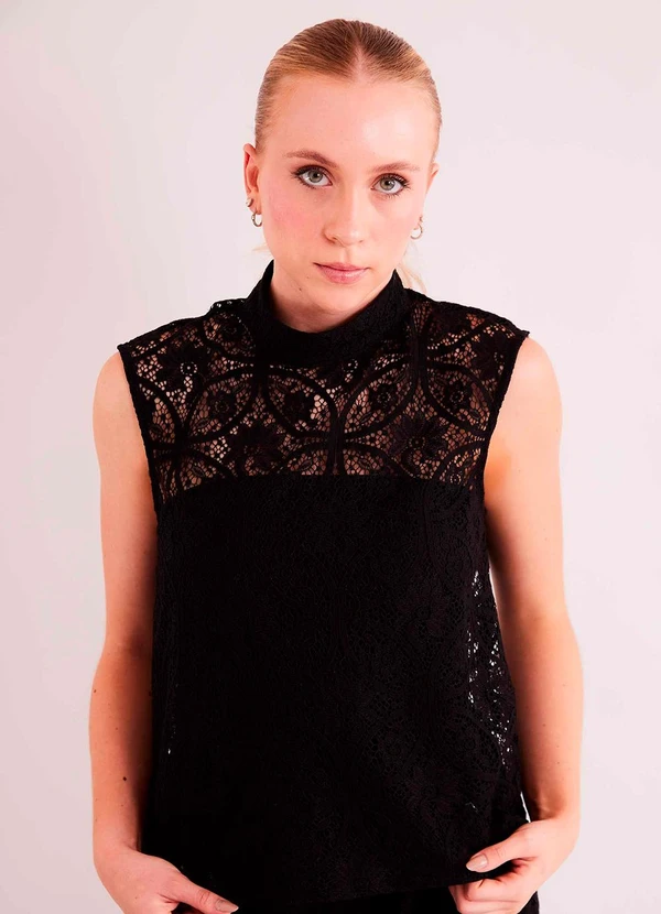 Sofie - Blusa Urban Frame sem Manga em Plano Renda Preto