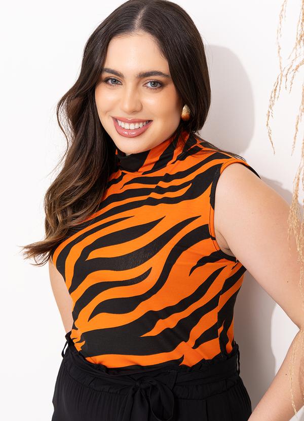 Quintess - Blusa Zebra Marrom com Gola Alta 16